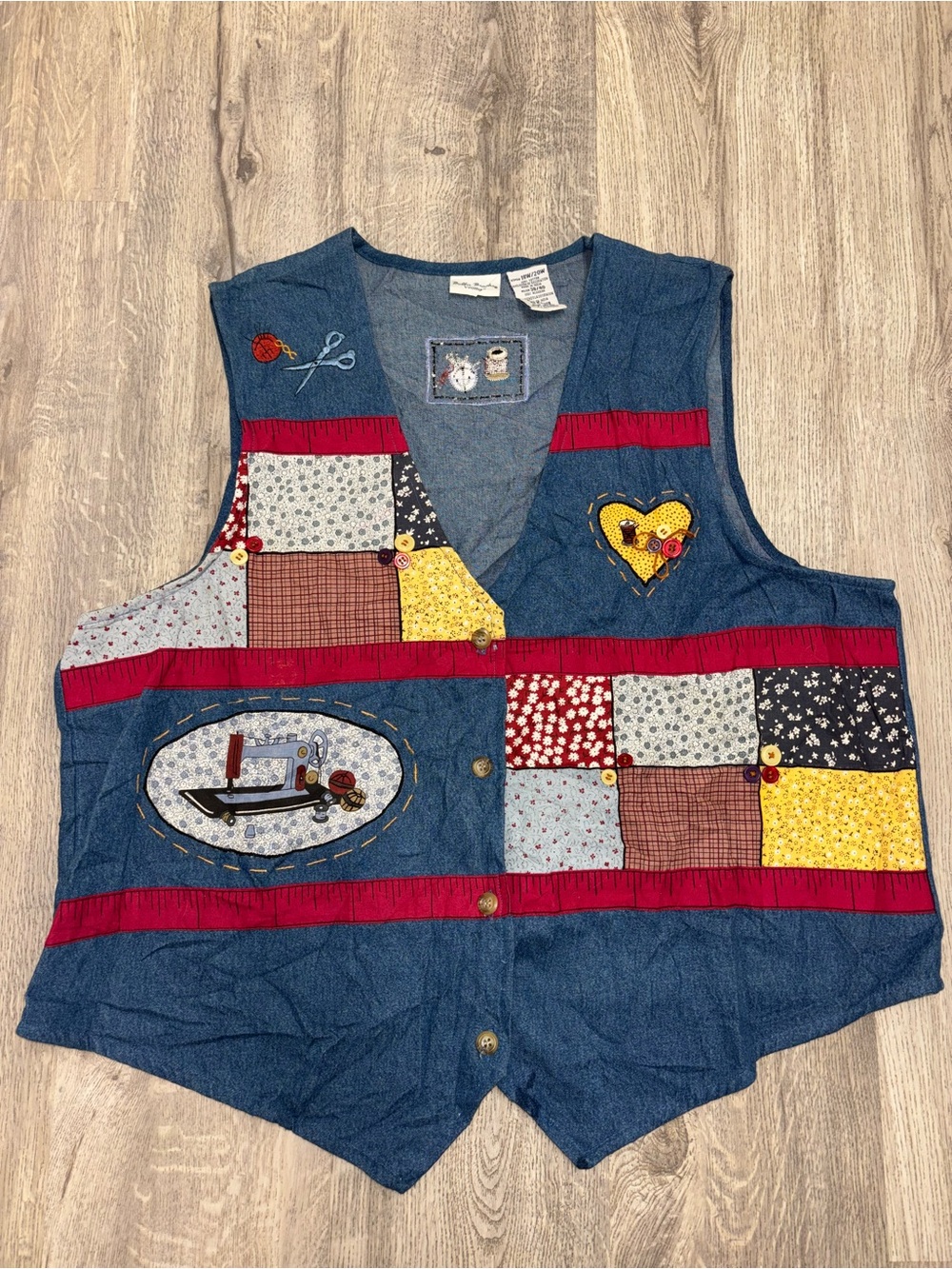 Vest Top Women’s Unique Vintage Patchwork Sewing Seamstress Buttons Sz 18/20
